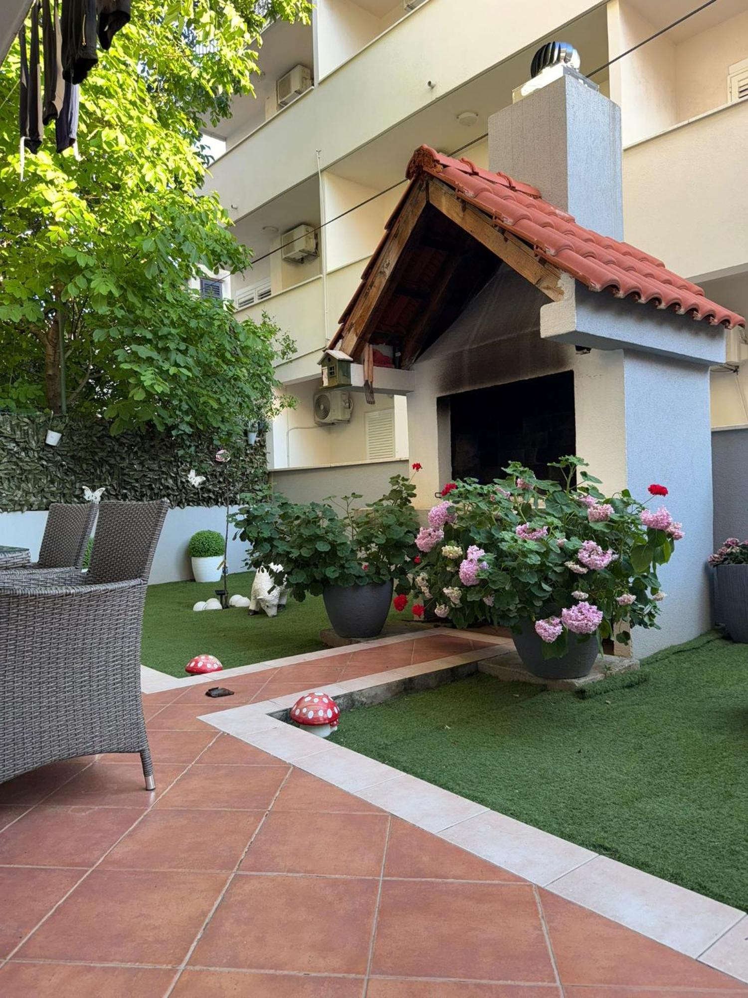 Garden Makarska